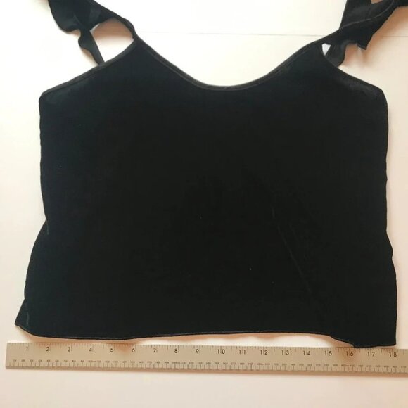 Victoria's Secret Velvet Cami Luxurious Black Ruffle  Straps Top Tank Tee Sz M - Picture 9 of 16